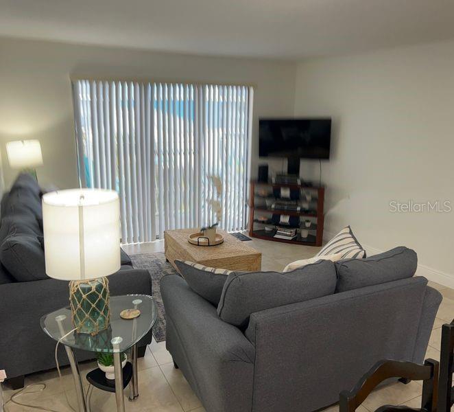 Image 2 of 8 For 5350 Ocean Beach Boulevard 210