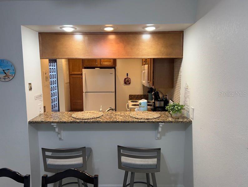 Image 5 of 8 For 5350 Ocean Beach Boulevard 210