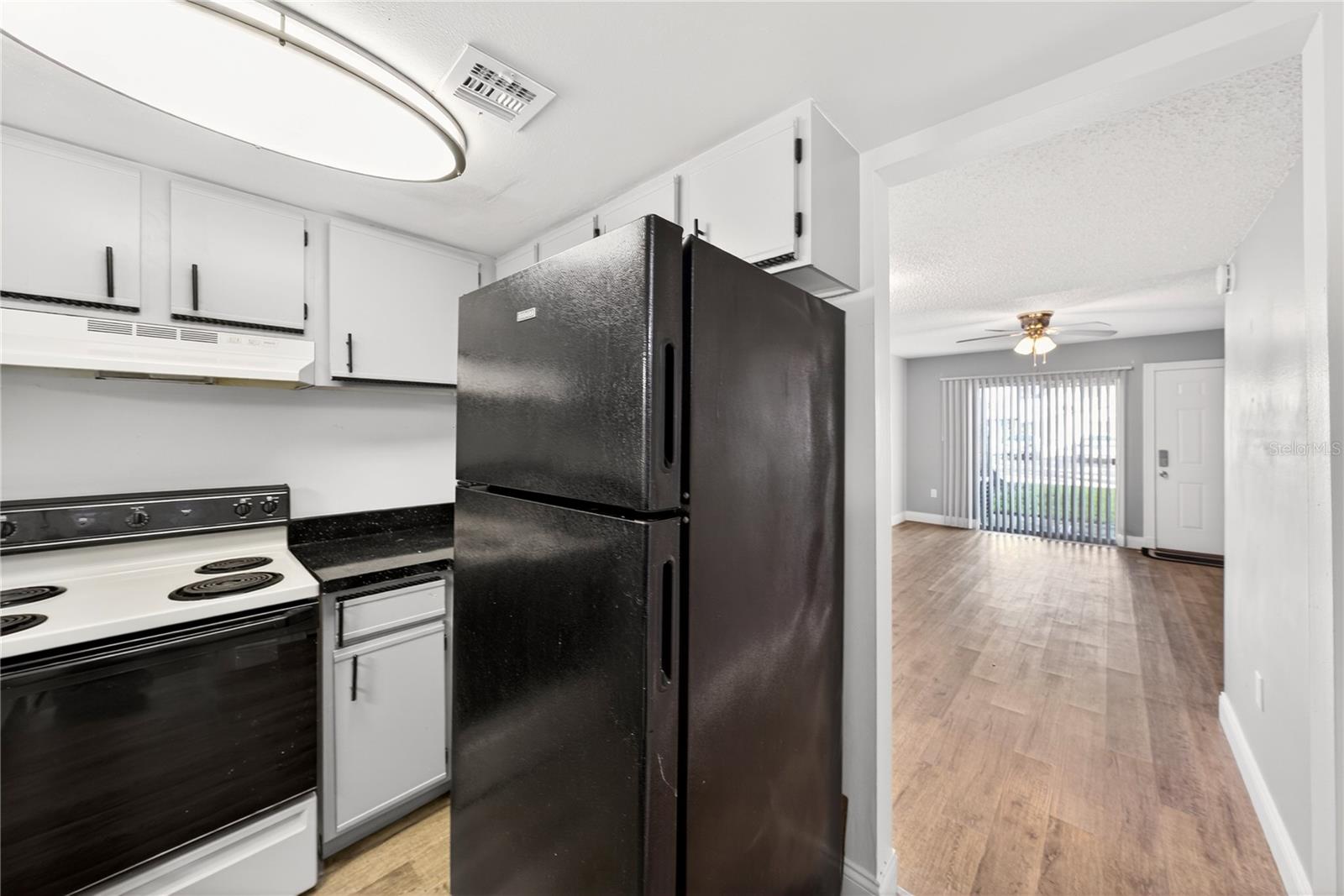 Image 9 of 31 For 4223 S. Semoran Blvd  9