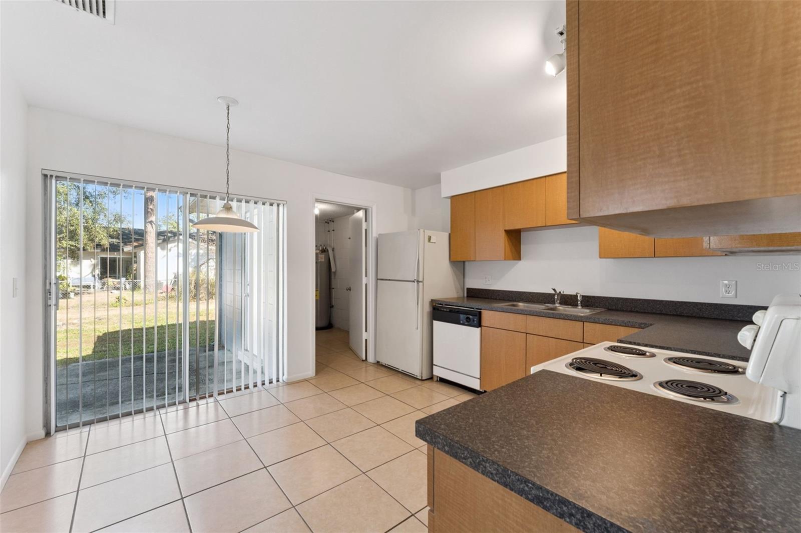 Image 5 of 21 For 8137 Parrot Drive