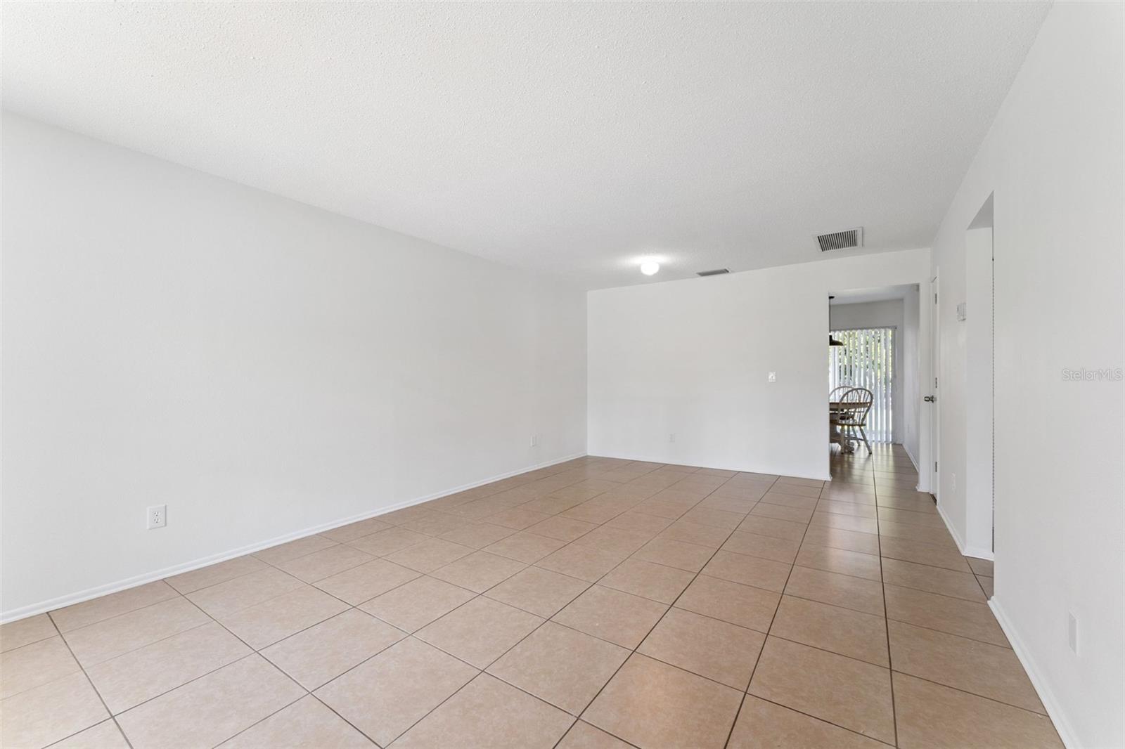 Image 9 of 21 For 8137 Parrot Drive