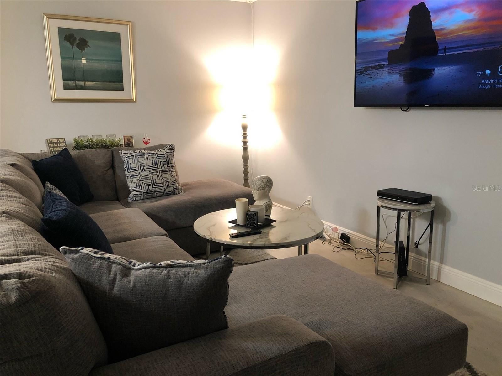 Image 3 of 7 For 210 Salisbury I  I