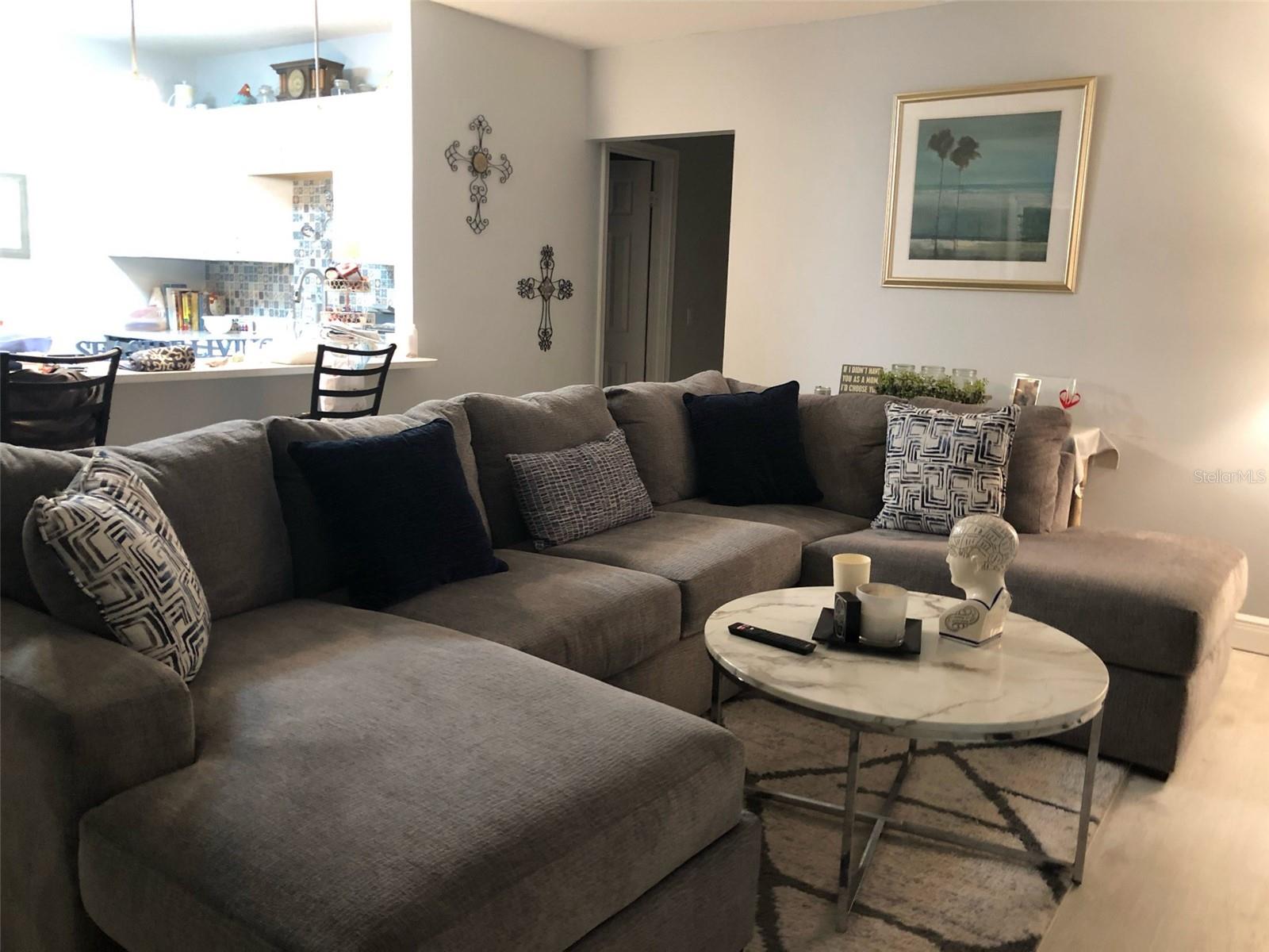 Image 4 of 7 For 210 Salisbury I  I