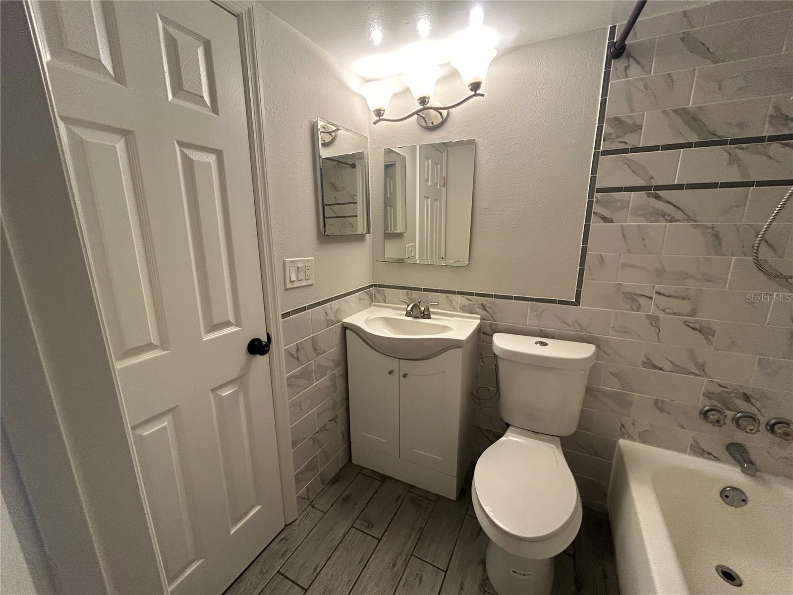 Image 8 of 14 For 608 Orange Drive 181