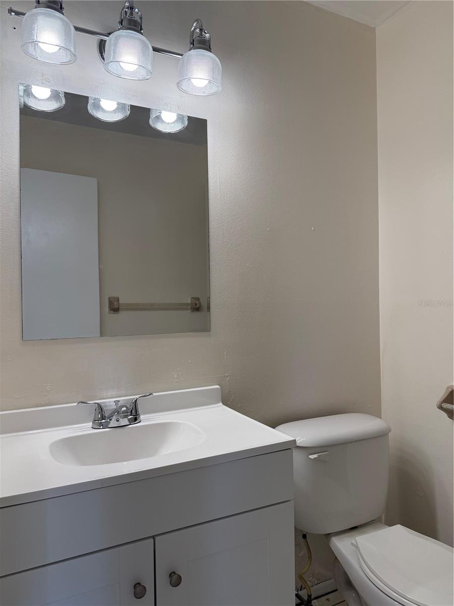 Image 13 of 22 For 344 Martin Street