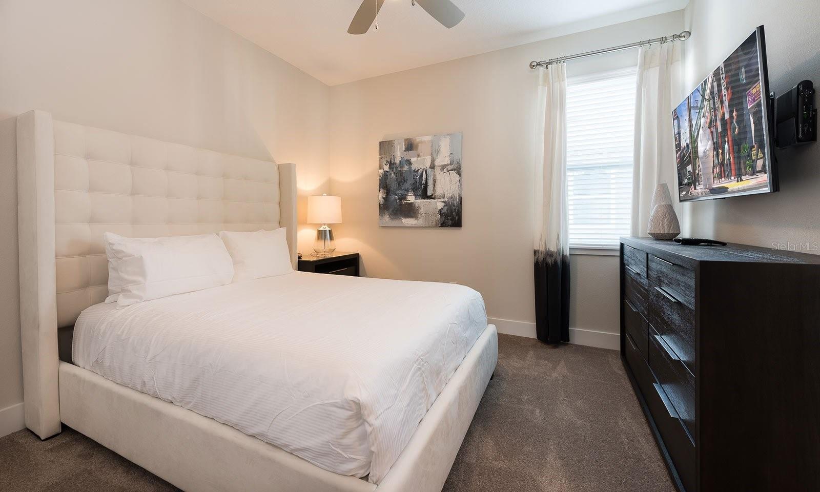 Image 15 of 24 For 240 Burma Street