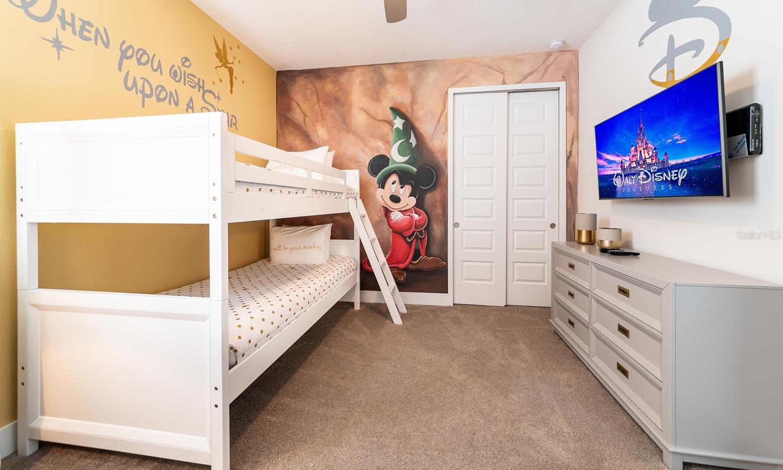 Image 18 of 24 For 240 Burma Street