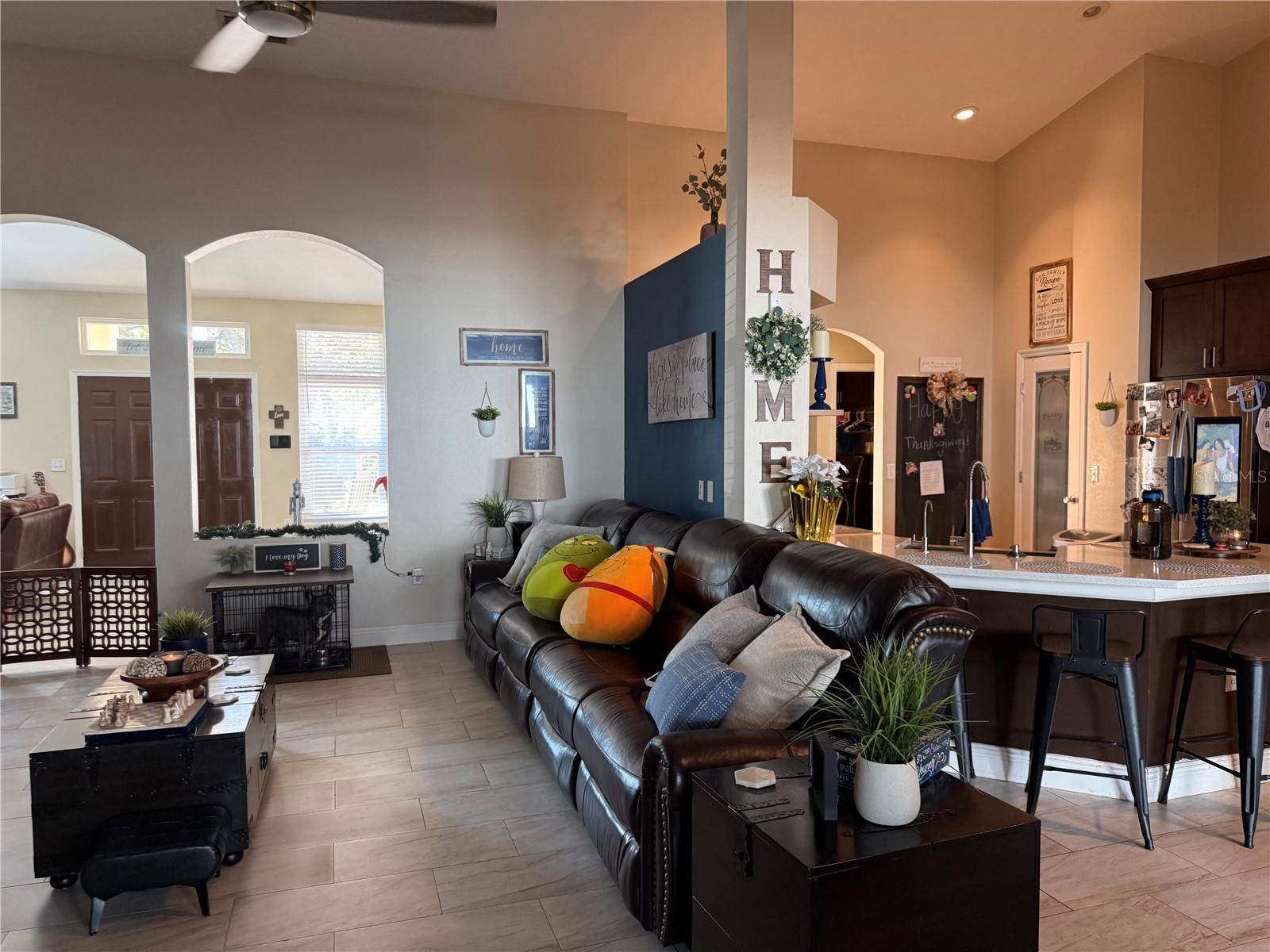 Image 14 of 31 For 4528 River Close Boulevard