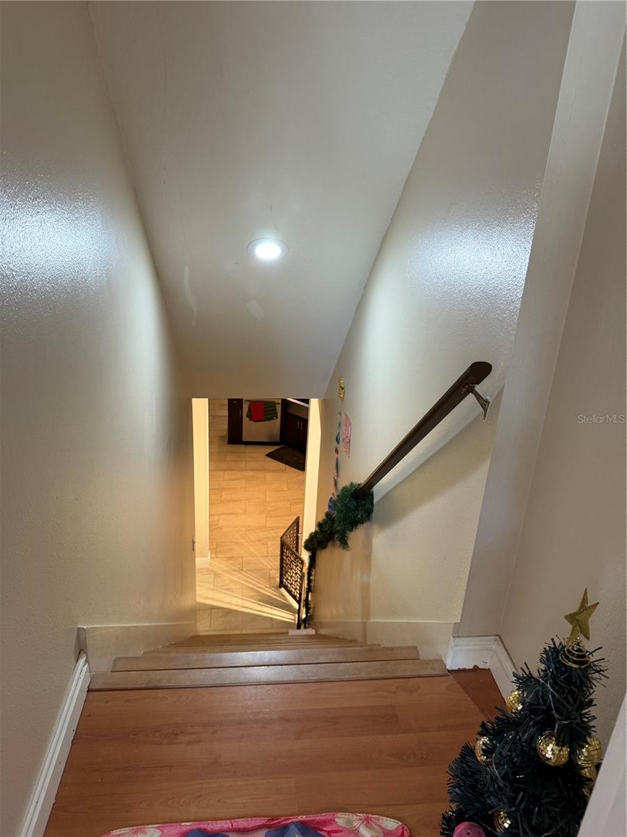 Image 22 of 31 For 4528 River Close Boulevard