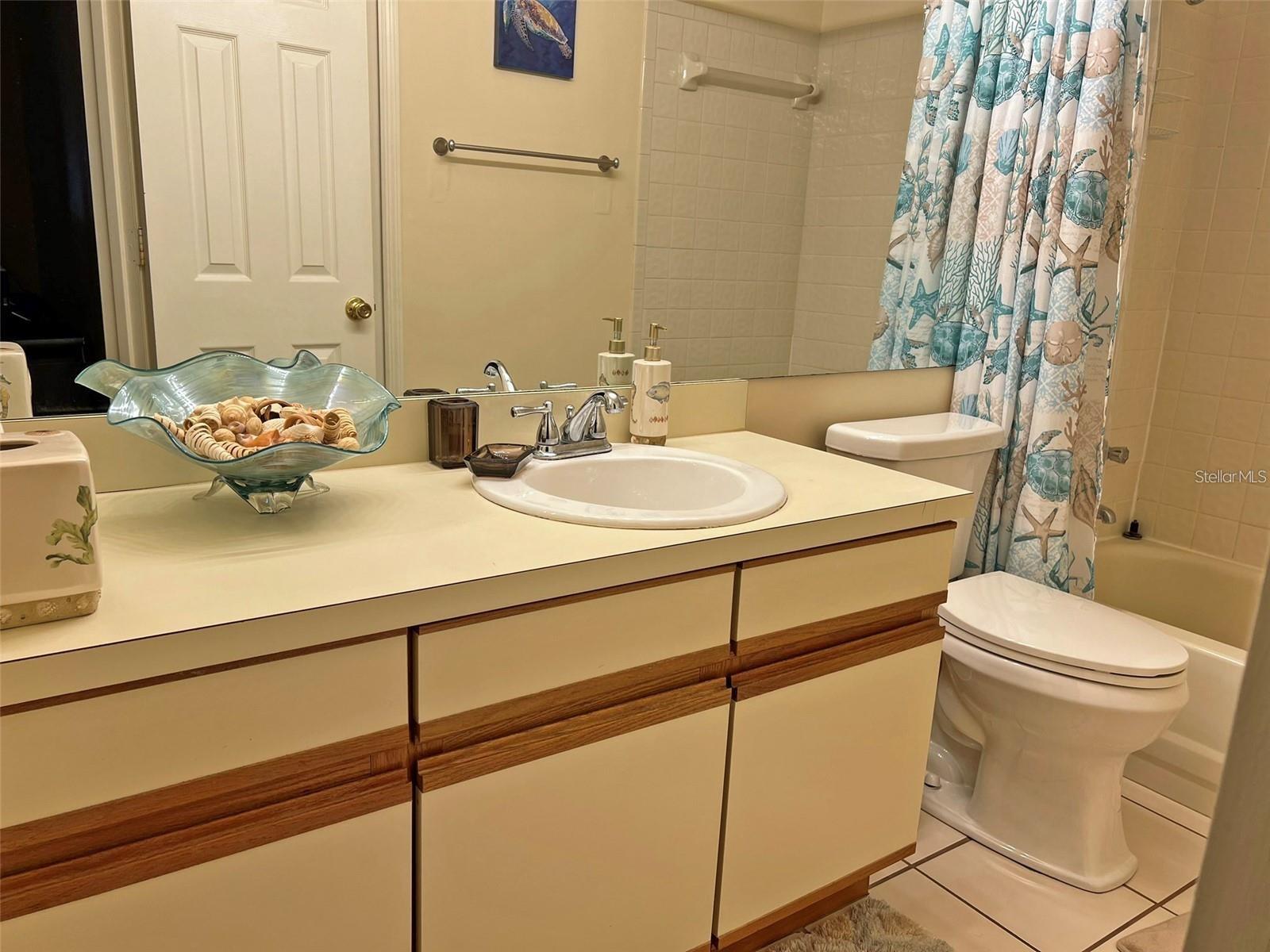 Image 15 of 17 For 624 Cambridge Way 108