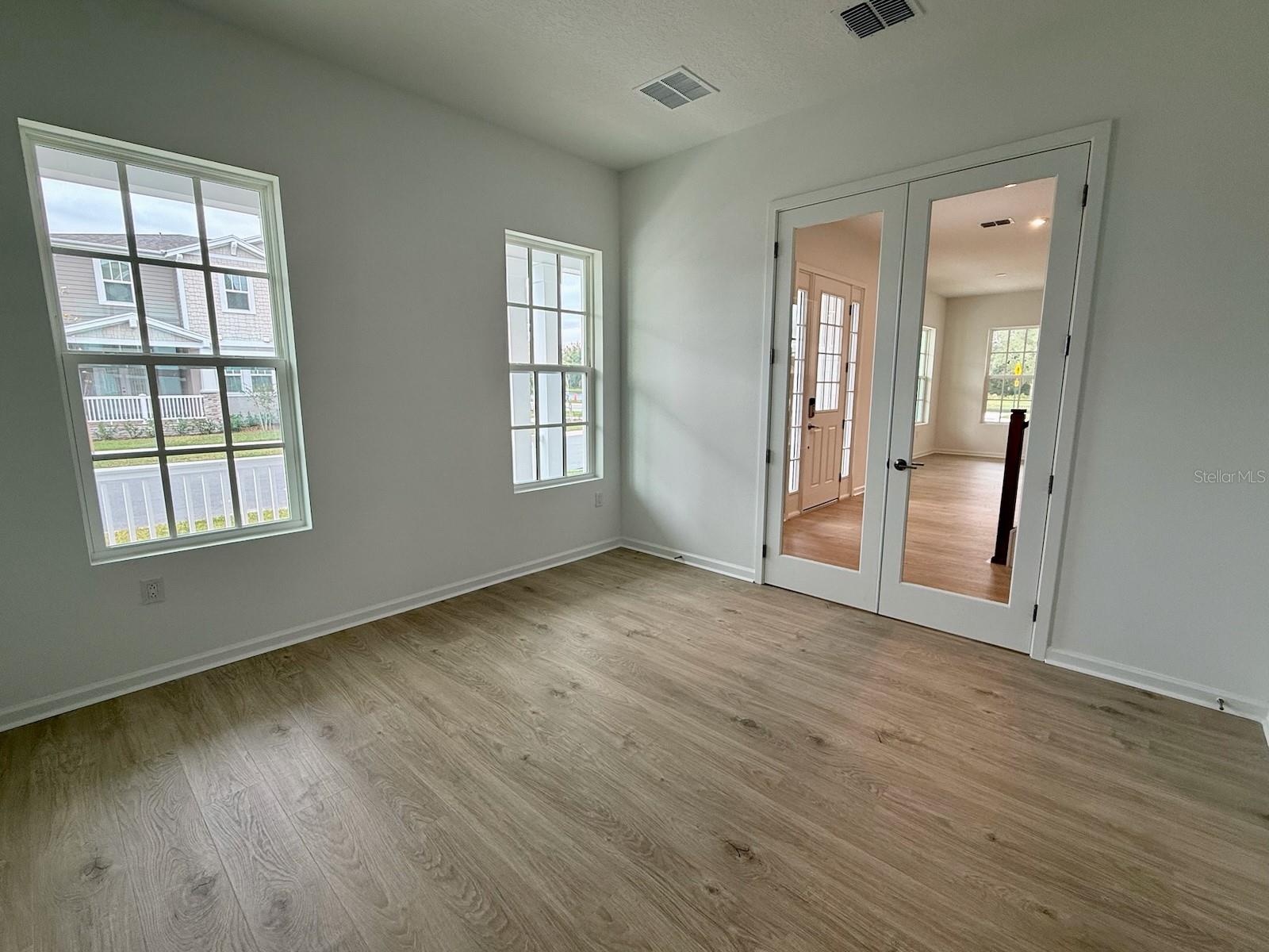 Image 12 of 46 For 2480 Celebration Boulevard