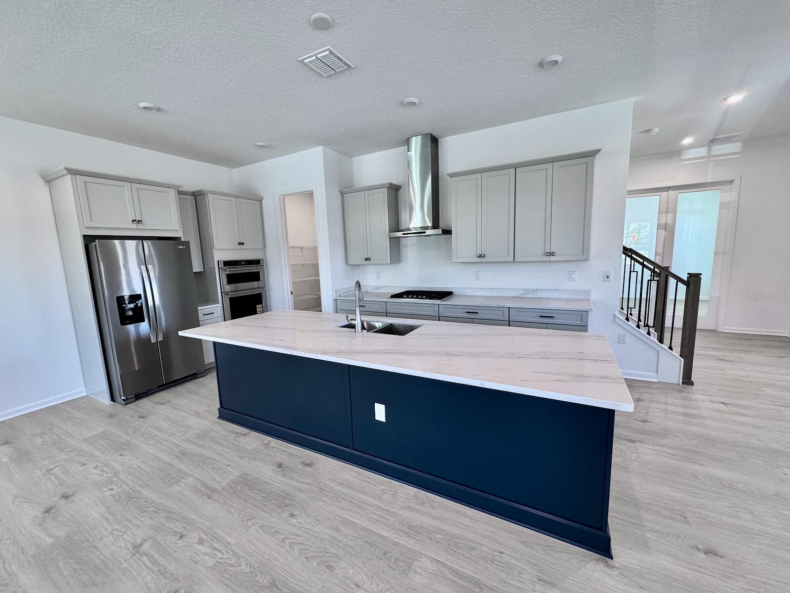 Image 5 of 46 For 2480 Celebration Boulevard