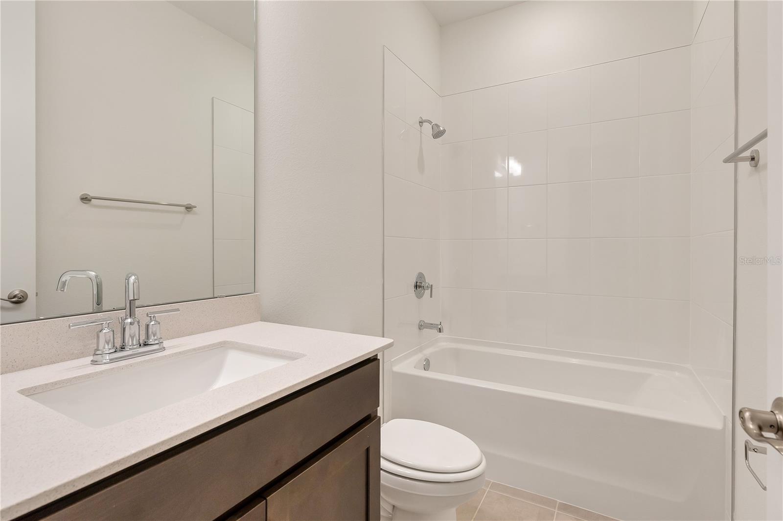 Image 10 of 36 For 1141 British Circle