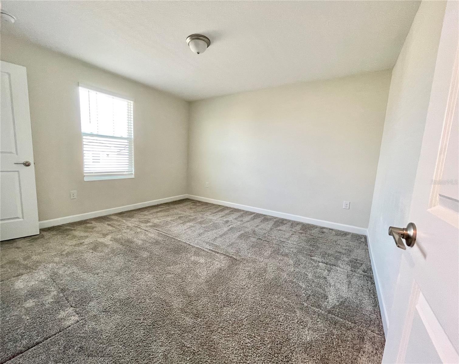 Image 20 of 33 For 9125 Cut Shot Drive