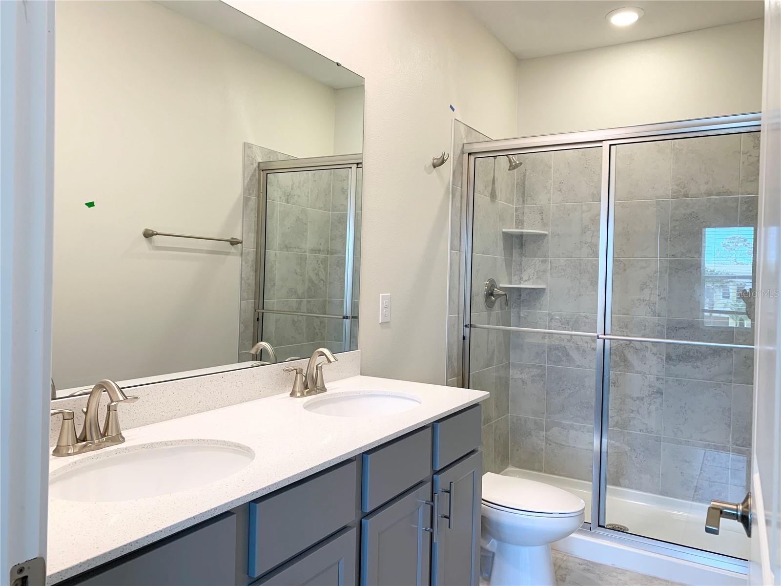 Image 31 of 33 For 9125 Cut Shot Drive