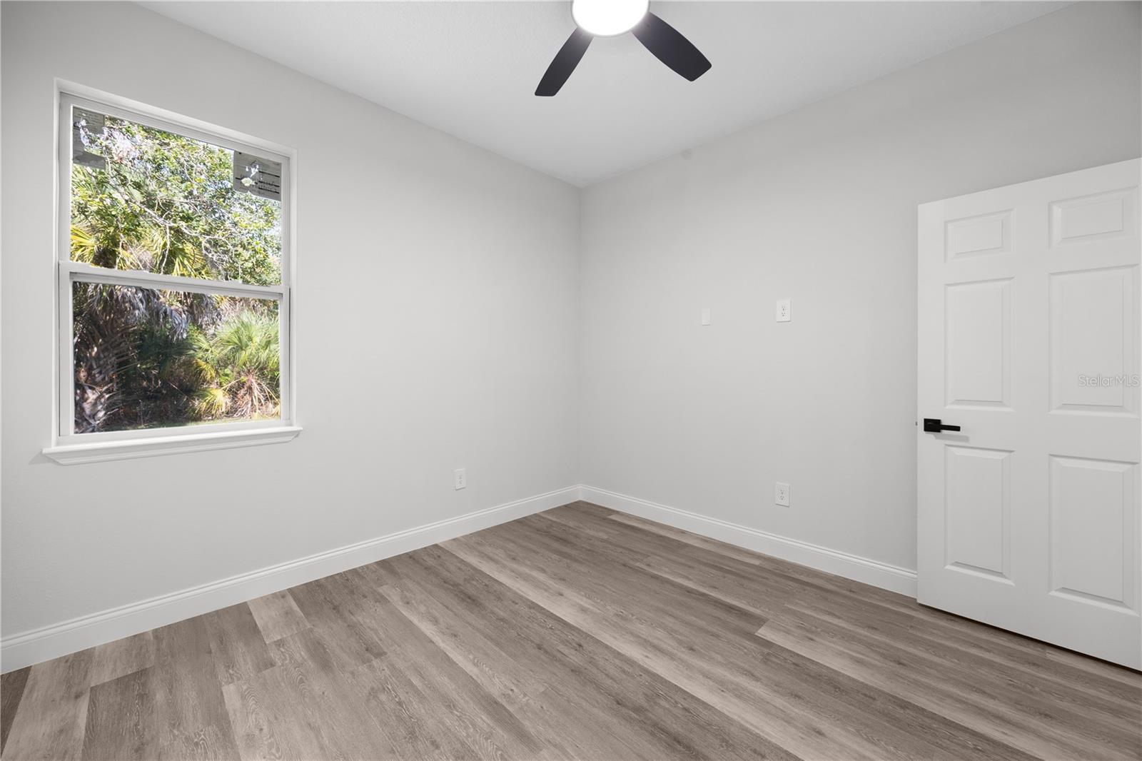 Image 27 of 41 For 18414 Gypsy Avenue