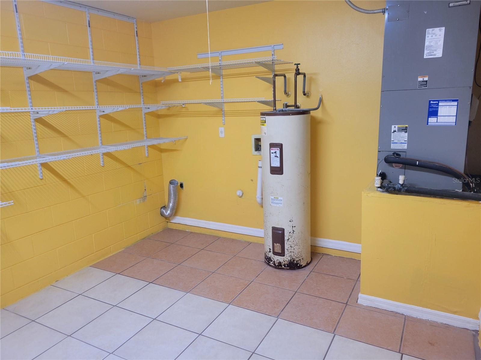 Image 24 of 34 For 4769 Drexel Avenue