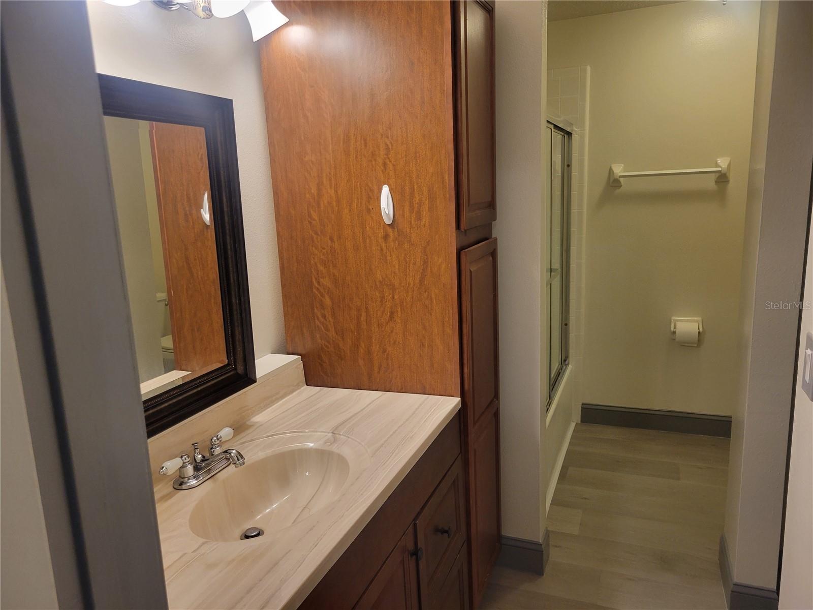 Image 7 of 34 For 4769 Drexel Avenue