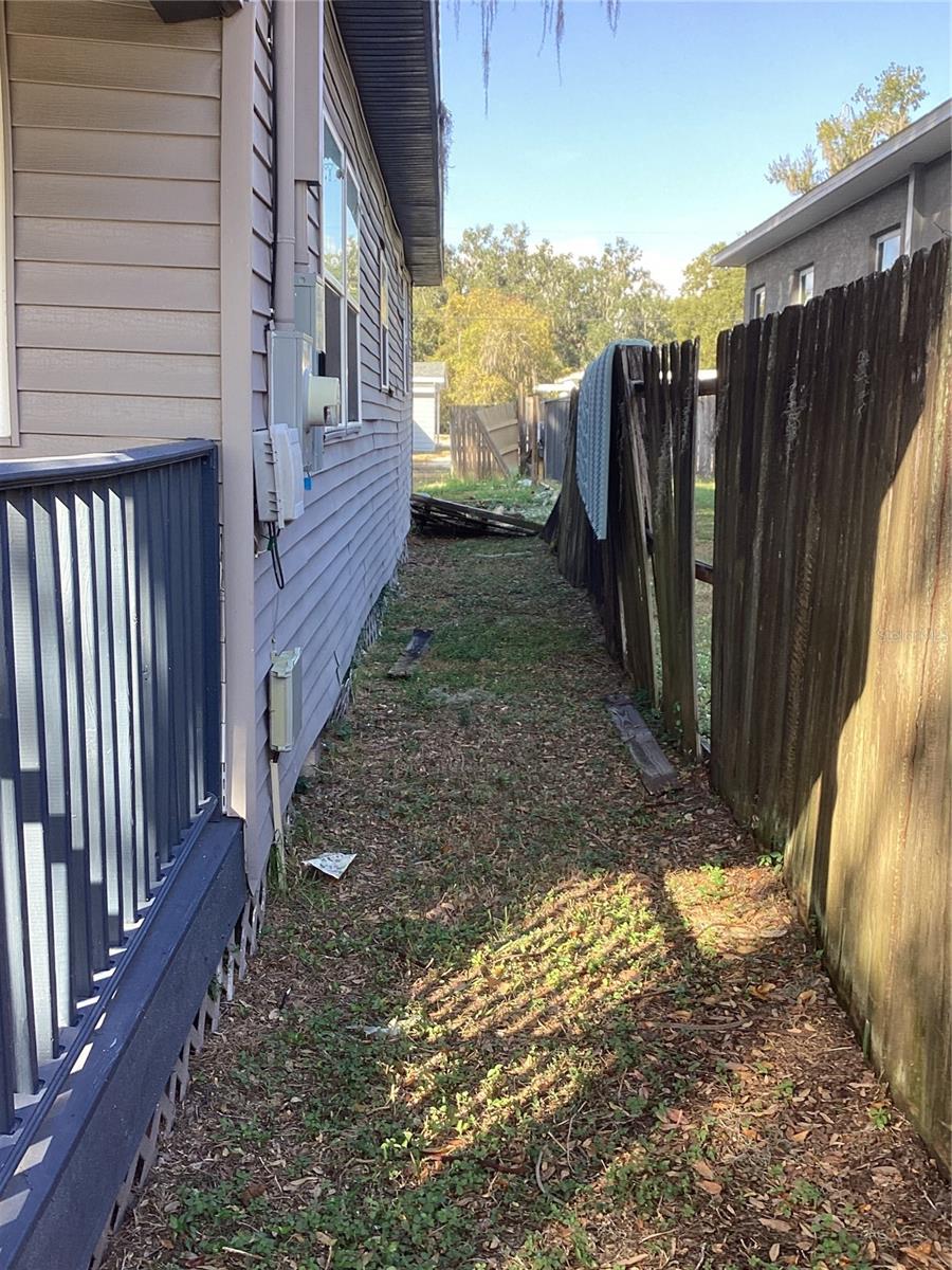 Image 20 of 26 For 330 Stanford Street