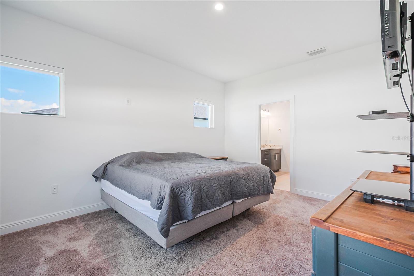 Image 24 of 38 For 5785 Wallis Lane