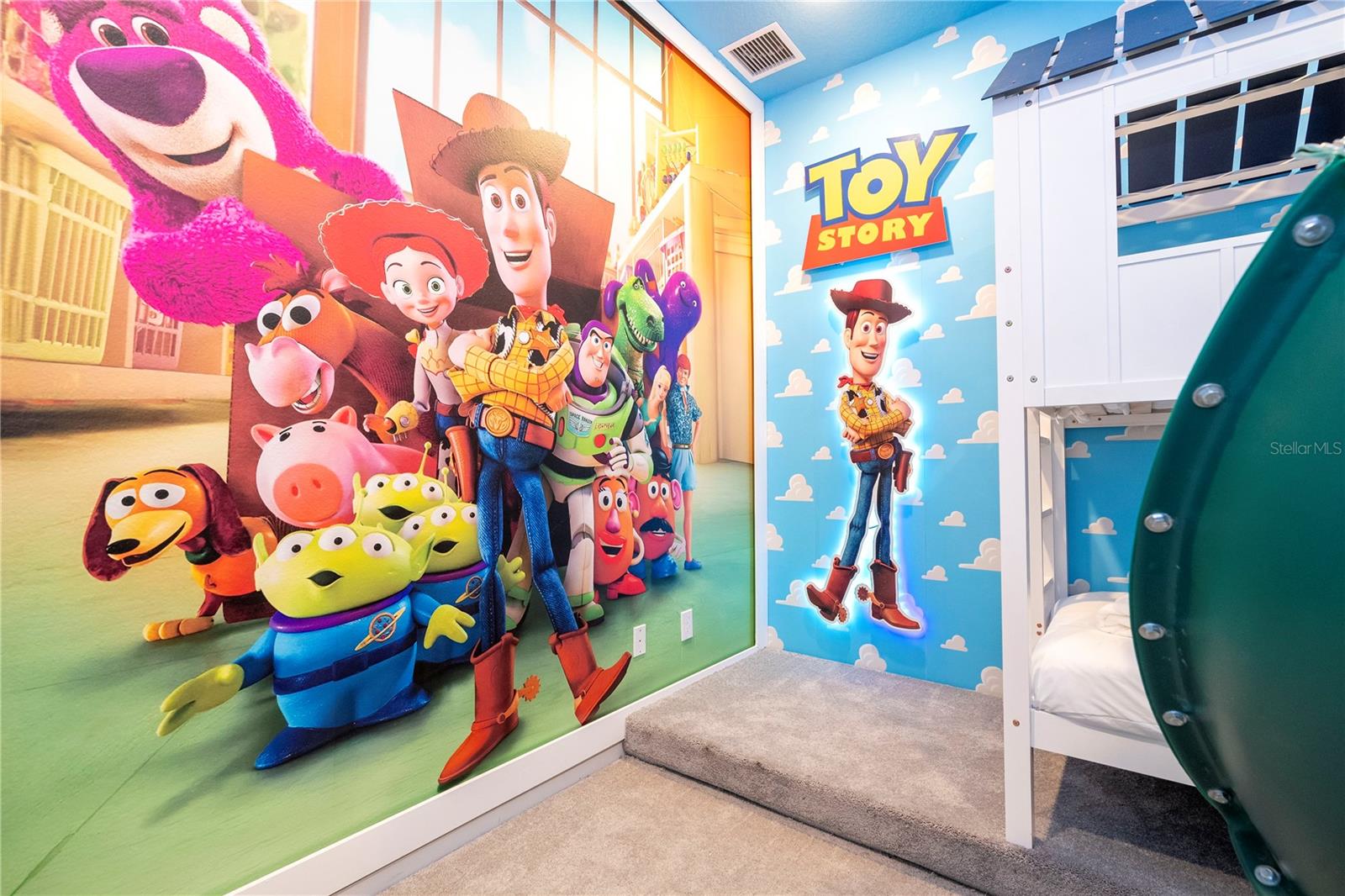 Image 35 of 93 For 5887 High Seas Drive