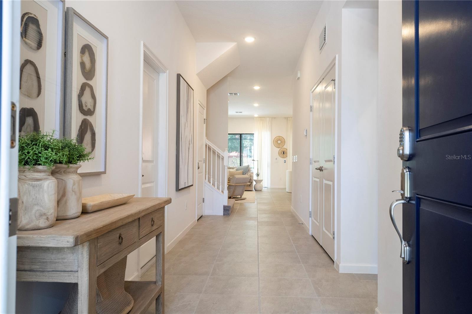 Image 4 of 93 For 5887 High Seas Drive