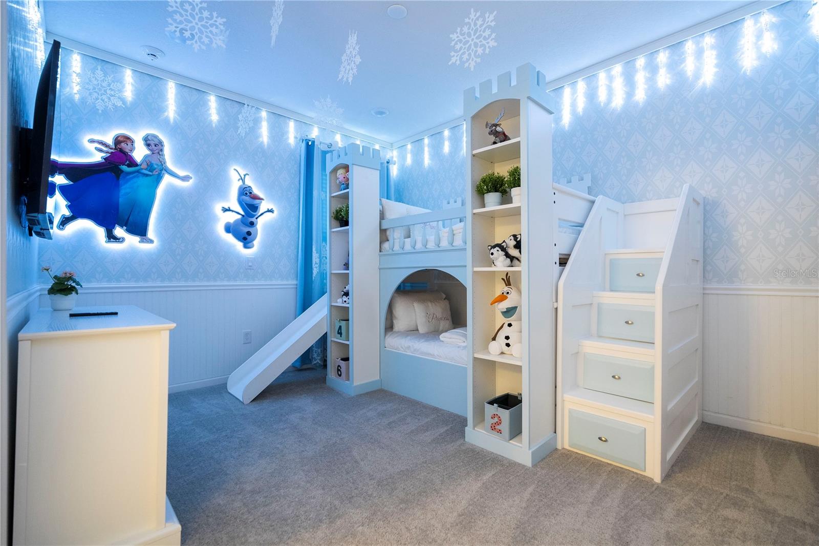 Image 53 of 93 For 5887 High Seas Drive