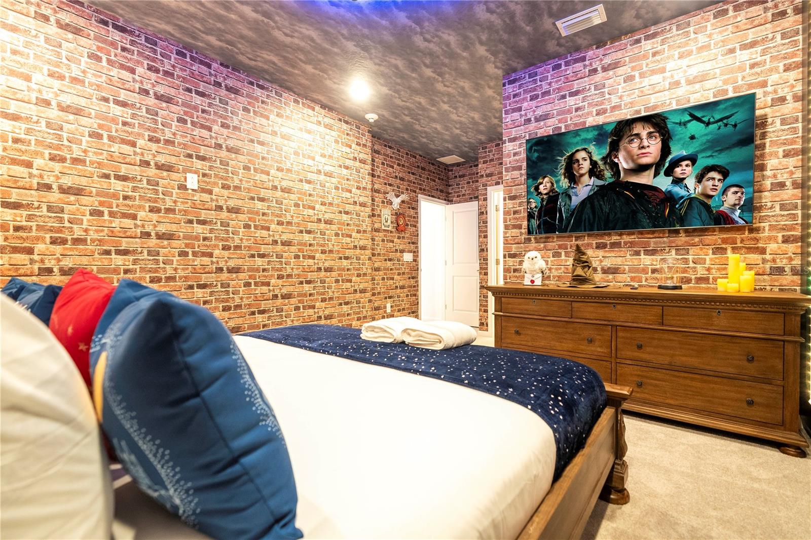 Image 80 of 93 For 5887 High Seas Drive