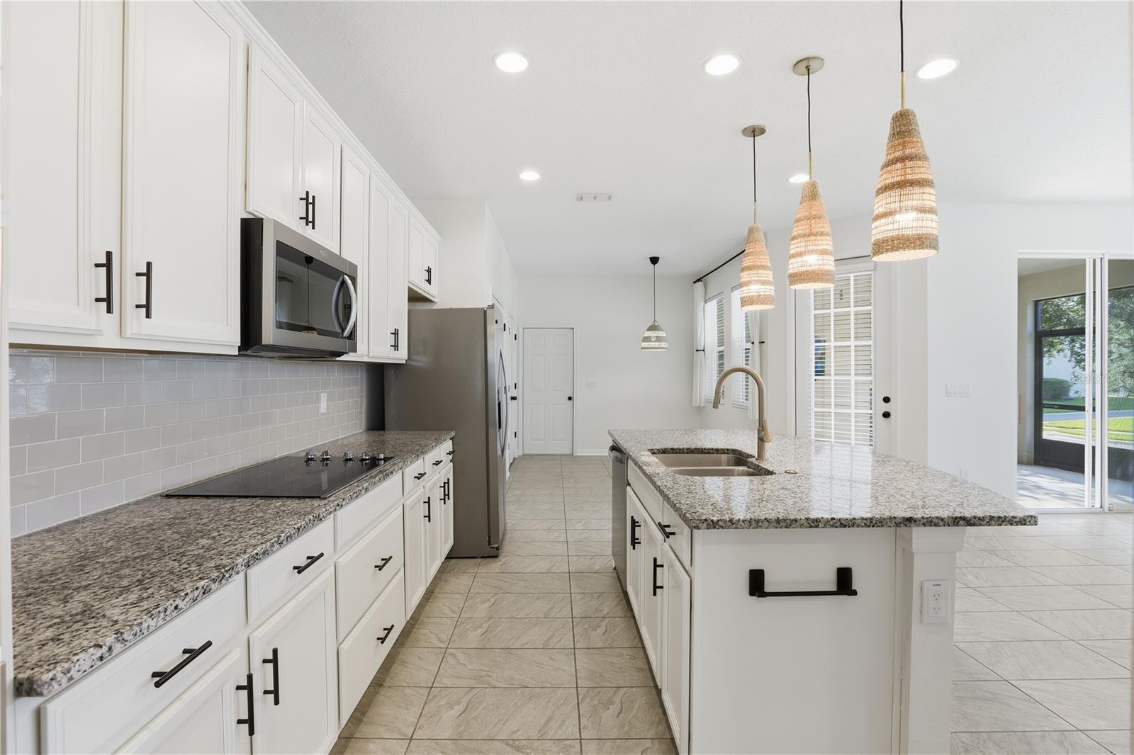 Image 12 of 38 For 14783 Magnolia Ridge Loop