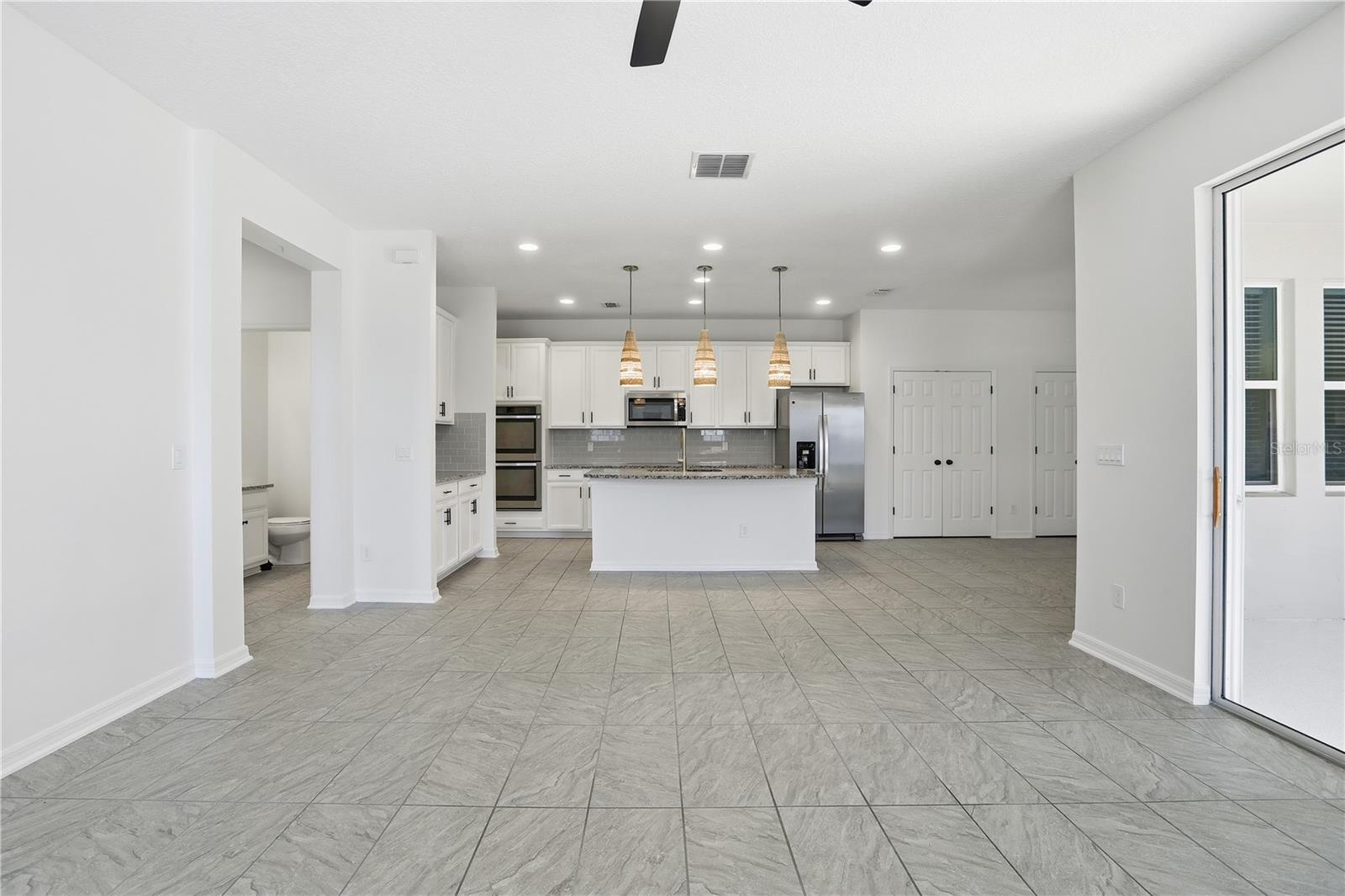 Image 15 of 38 For 14783 Magnolia Ridge Loop