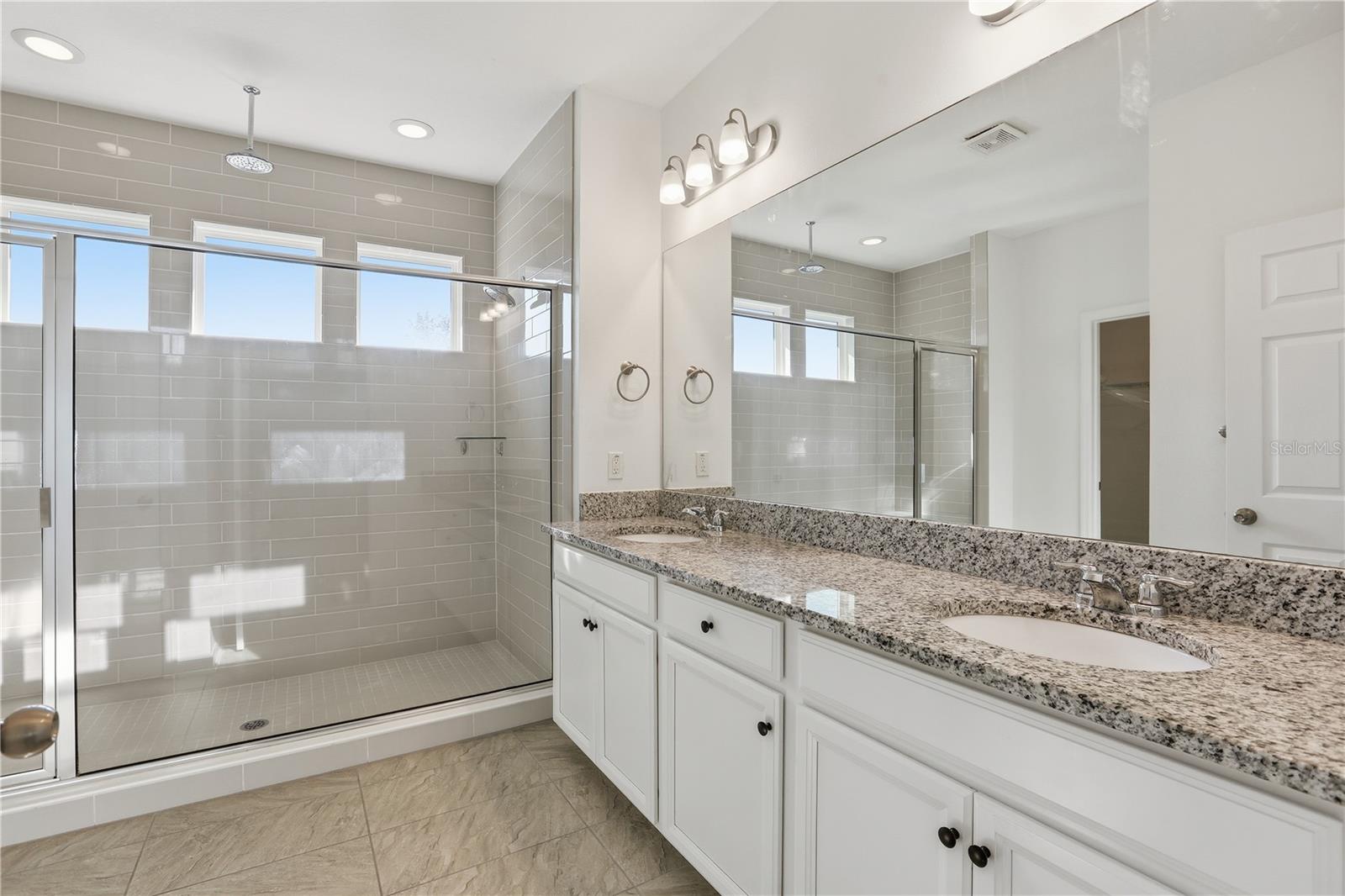 Image 23 of 38 For 14783 Magnolia Ridge Loop