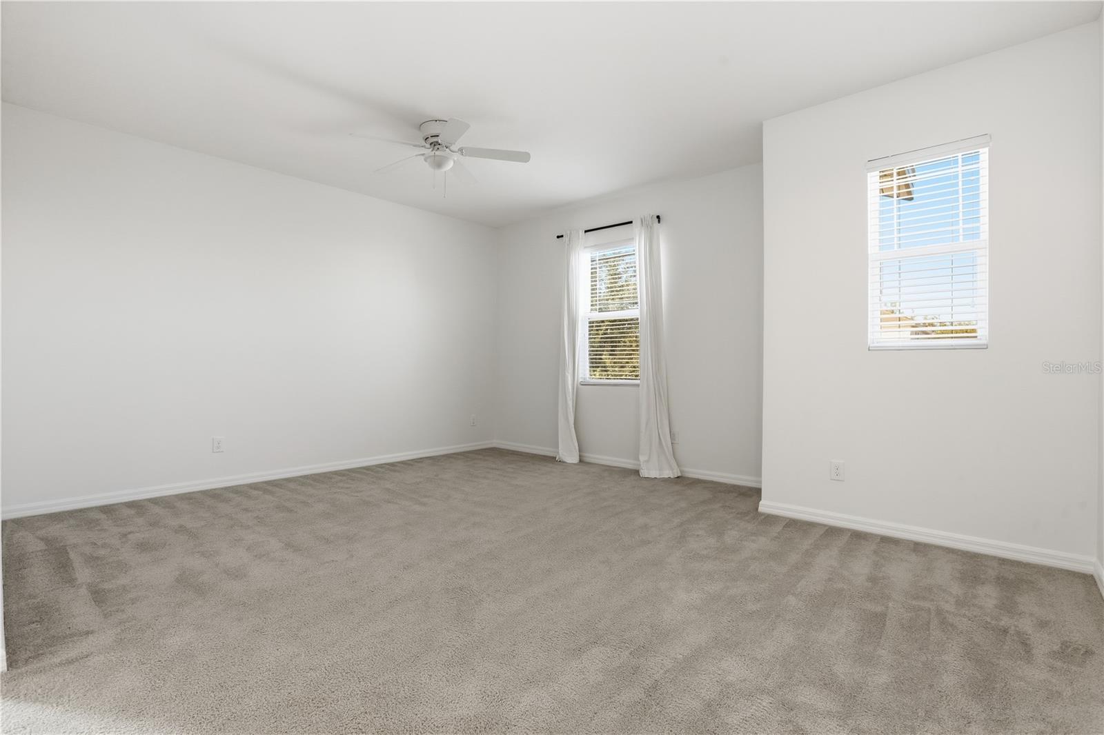 Image 27 of 38 For 14783 Magnolia Ridge Loop