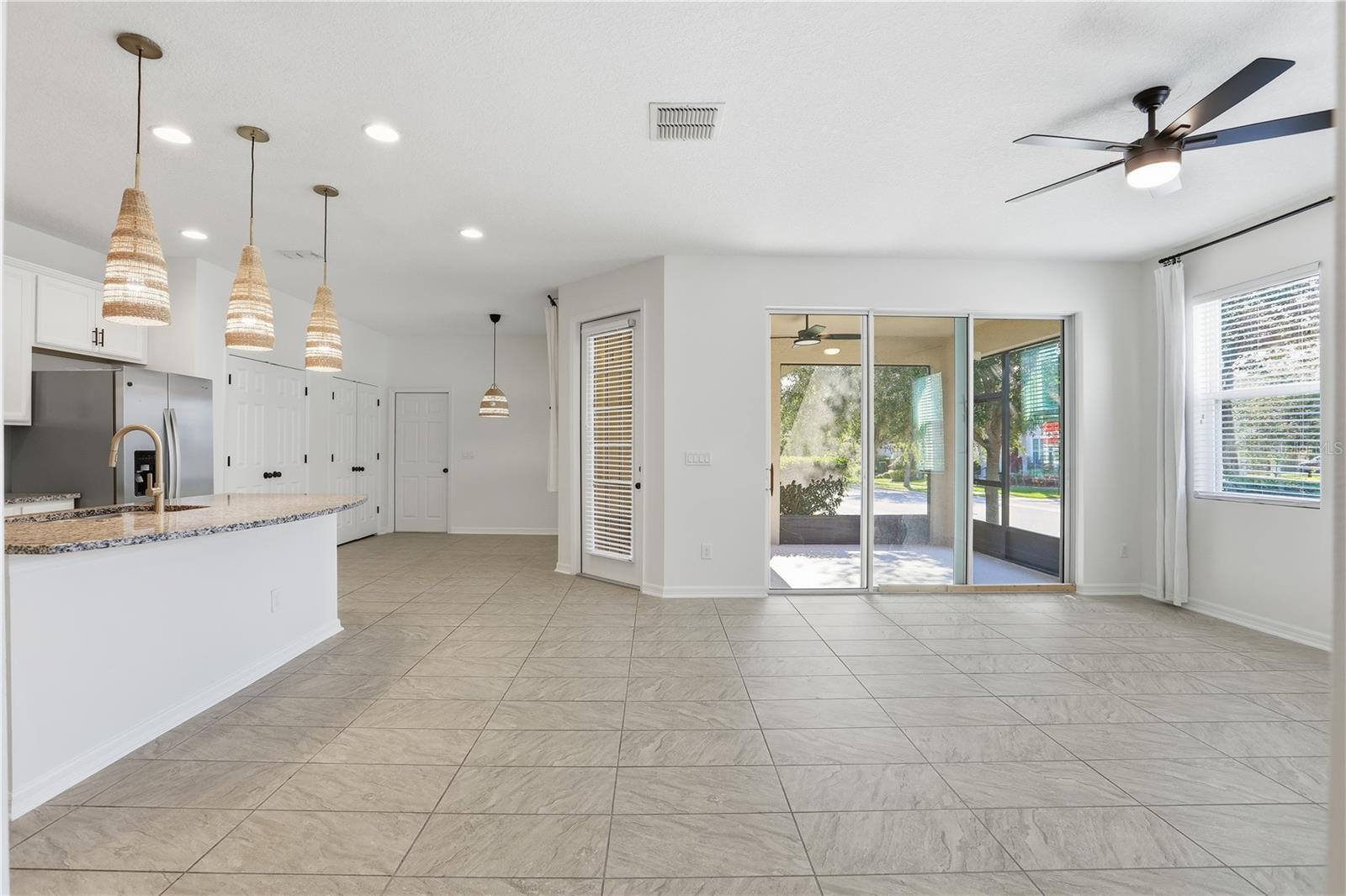 Image 8 of 38 For 14783 Magnolia Ridge Loop