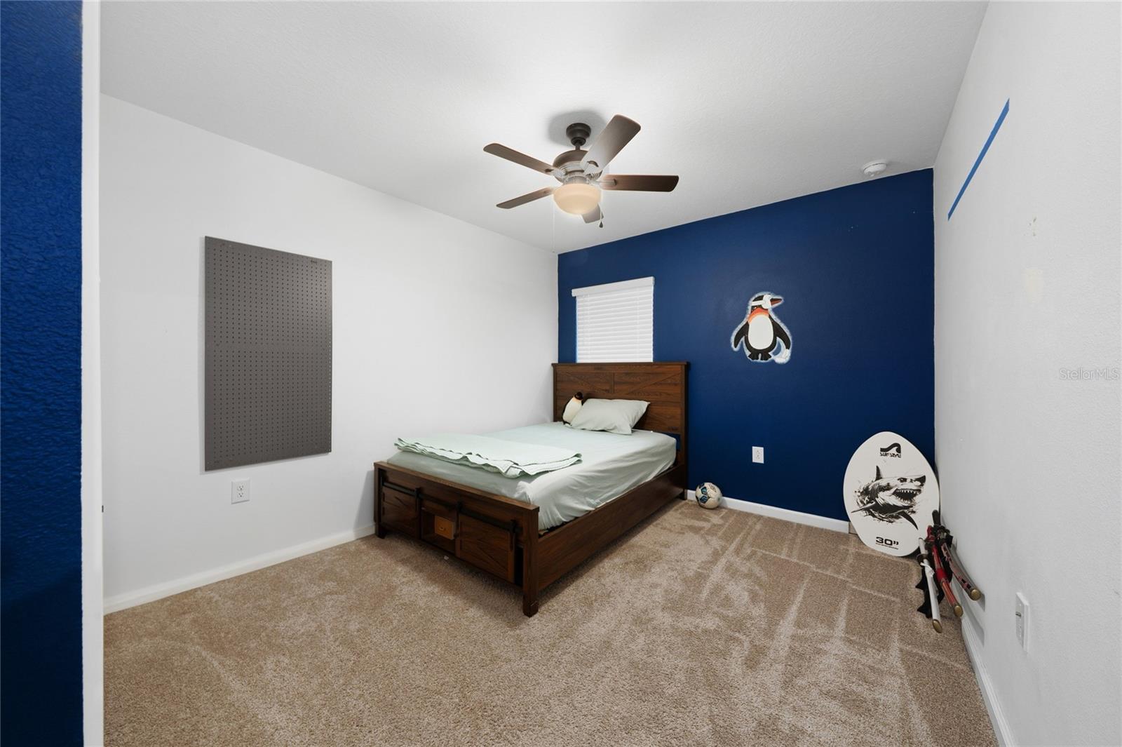 Image 18 of 26 For 5121 Four Strand Court