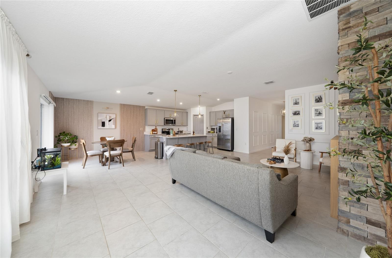 Image 7 of 26 For 5121 Four Strand Court