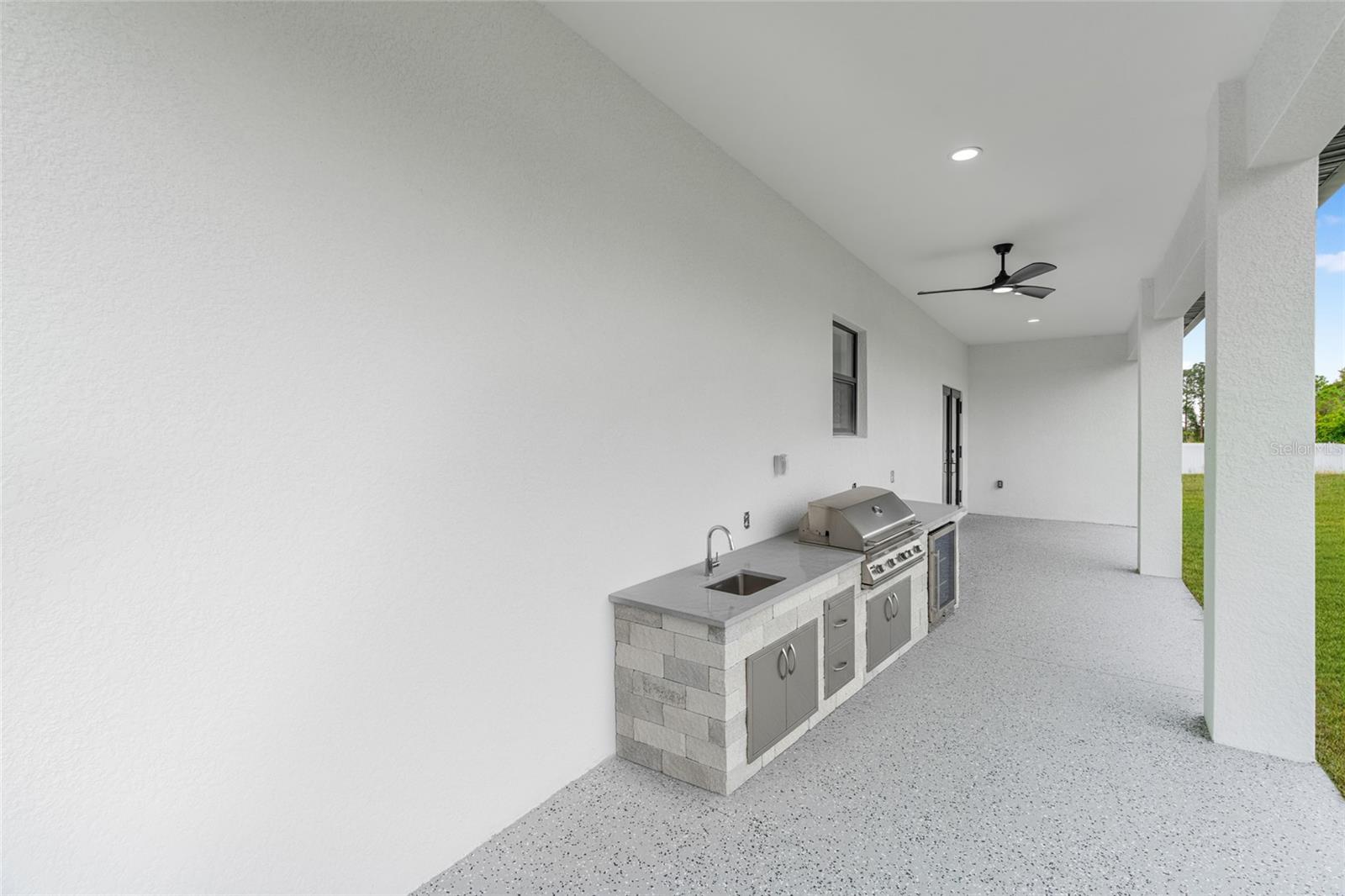 Image 28 of 42 For 343 Pullman Street