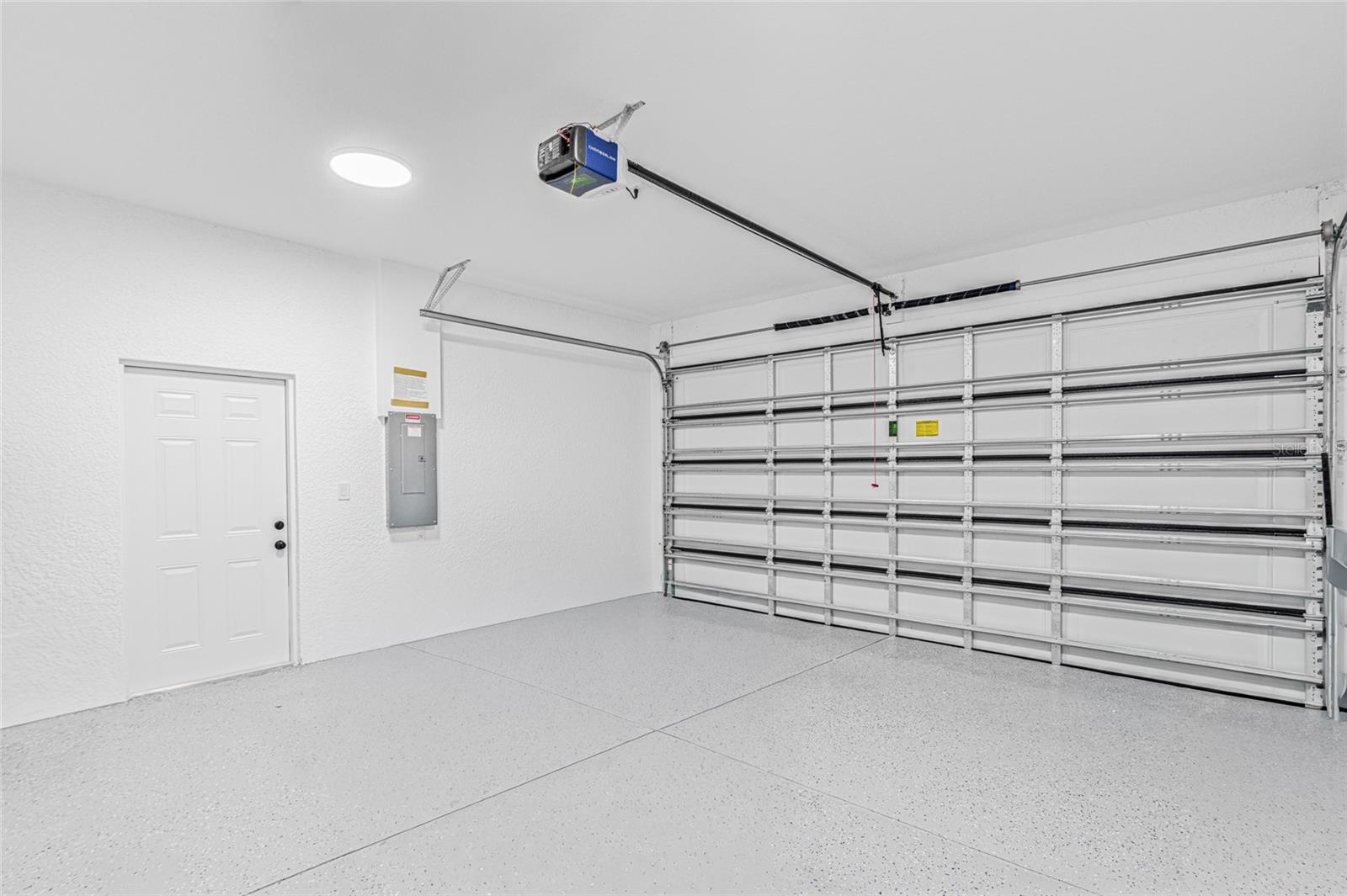 Image 31 of 42 For 343 Pullman Street