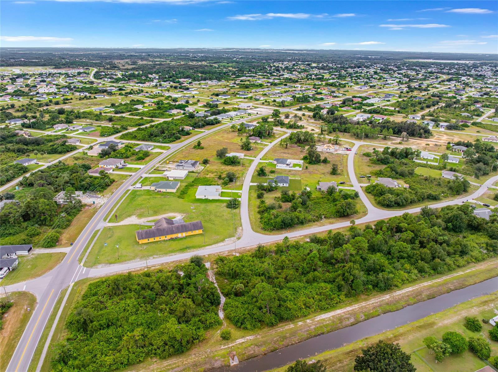 Image 42 of 42 For 343 Pullman Street