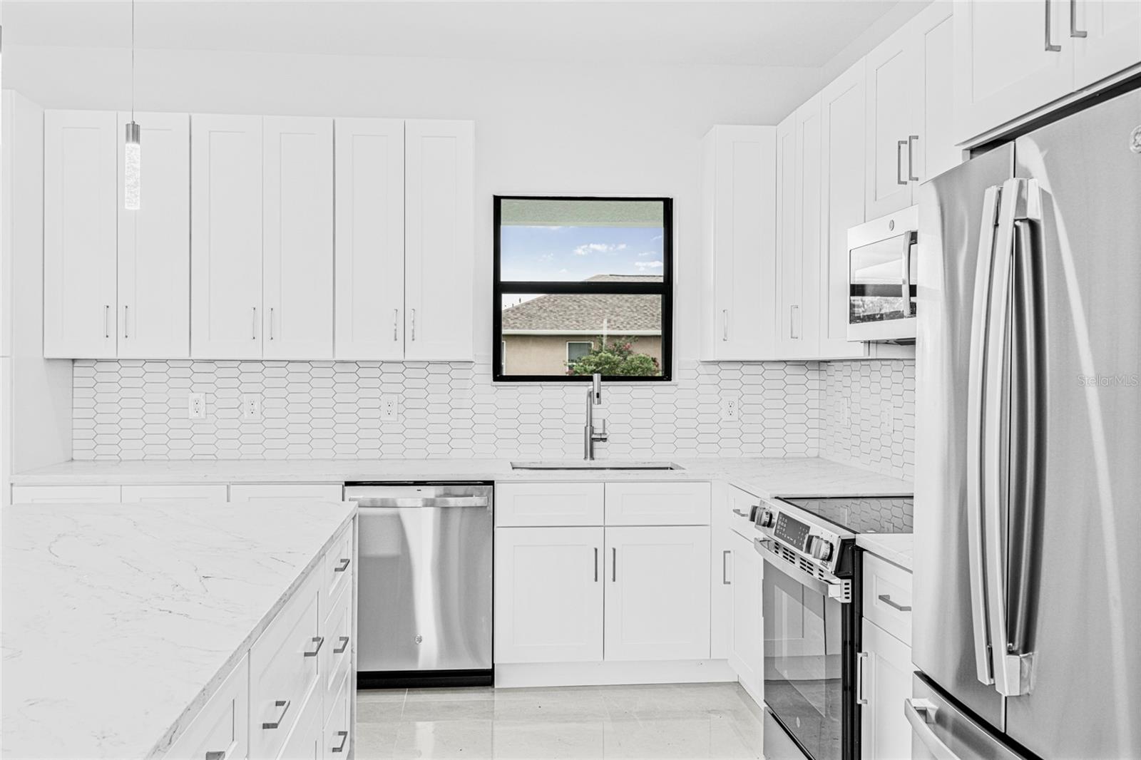 Image 7 of 42 For 343 Pullman Street