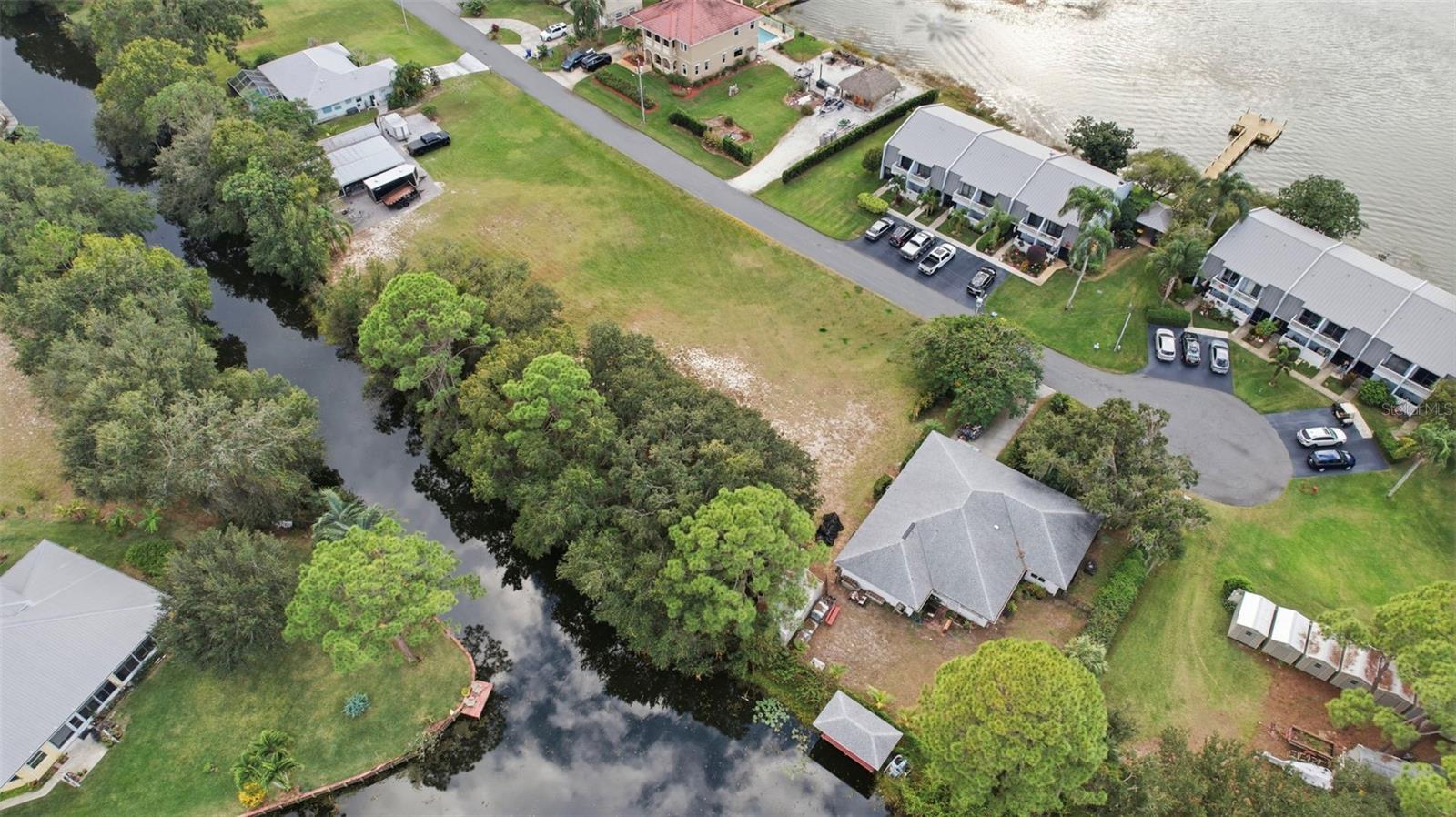 Image 22 of 28 For 183 Blue Moon Avenue