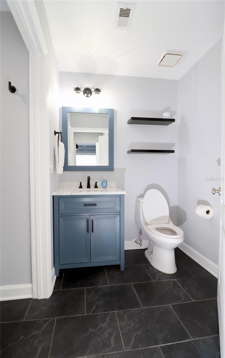 Image 26 of 48 For 2035 Dixie Belle Drive 2035c