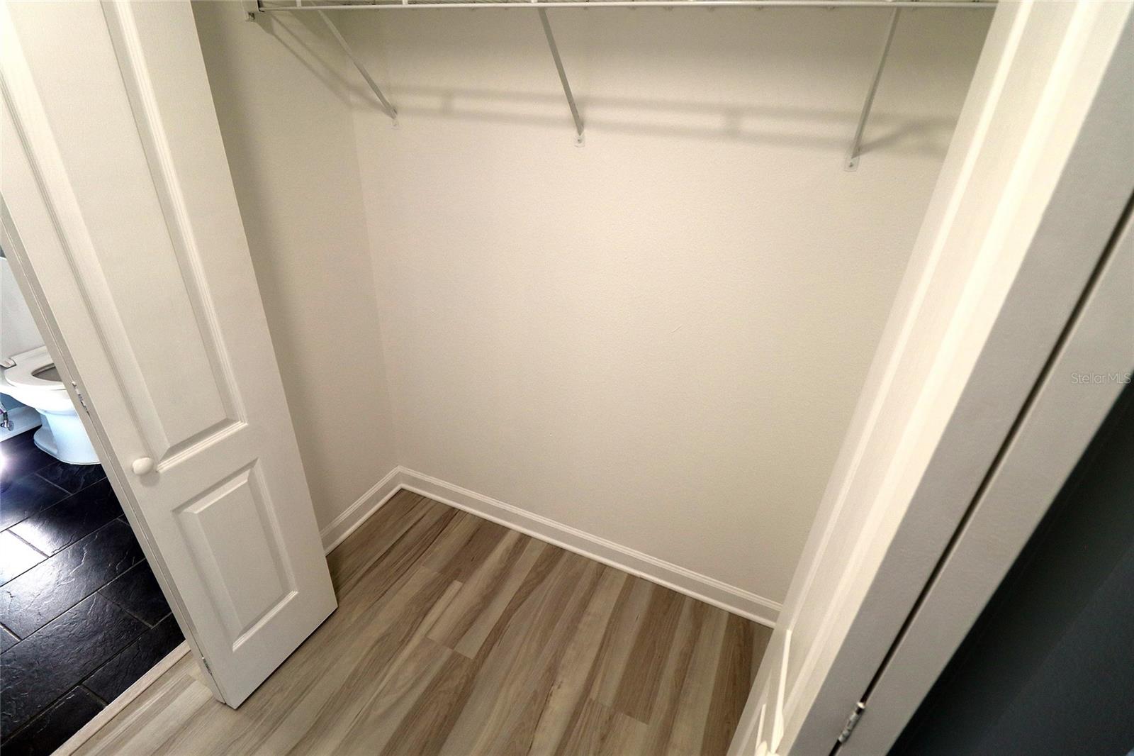 Image 28 of 48 For 2035 Dixie Belle Drive 2035c