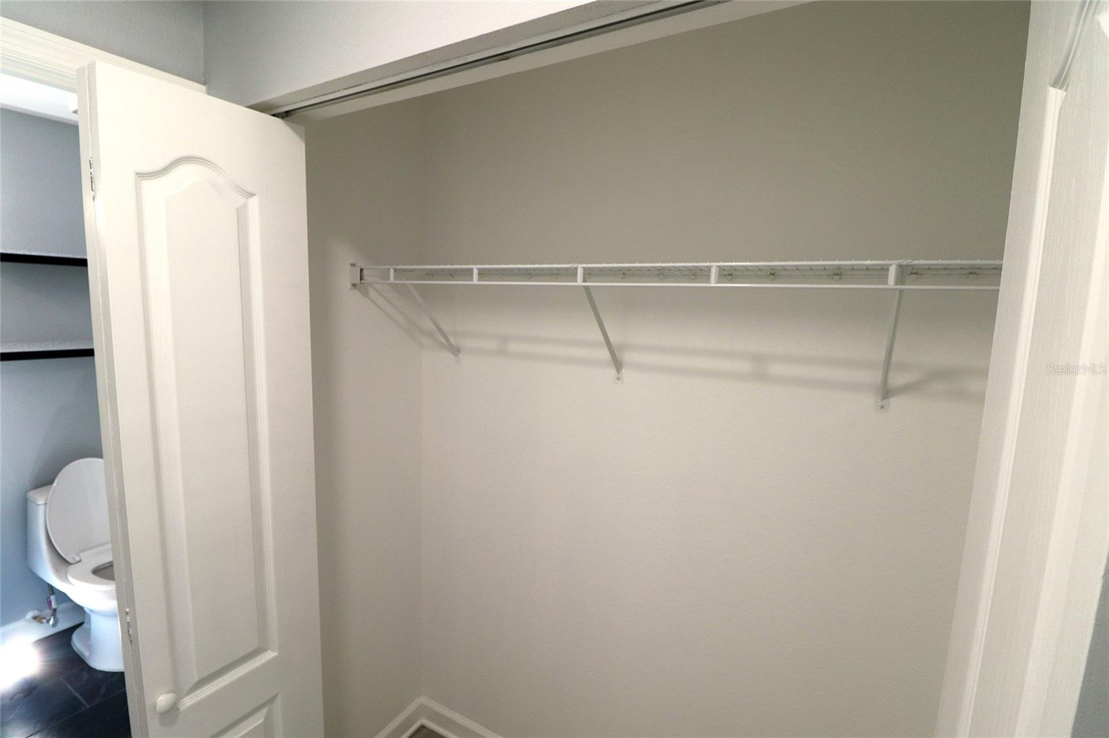 Image 29 of 48 For 2035 Dixie Belle Drive 2035c