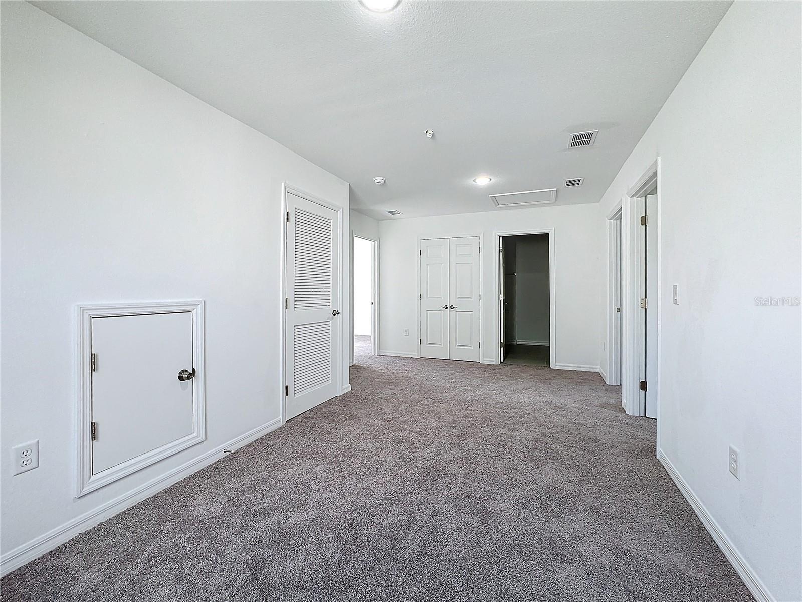 Image 27 of 56 For 1734 Barton Towne Circle