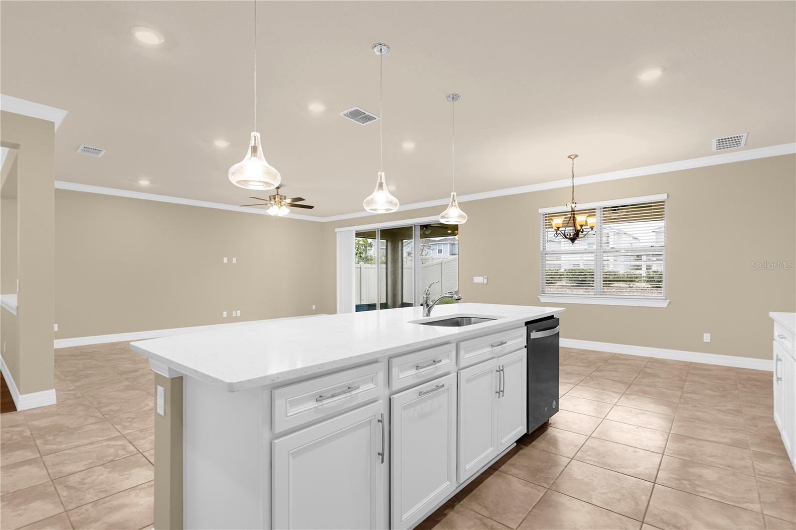 Image 16 of 64 For 2819 Matera Drive