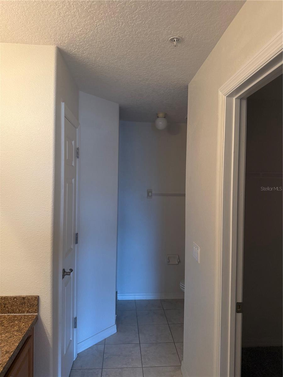 Image 7 of 10 For 1784 Barton Towne Circle