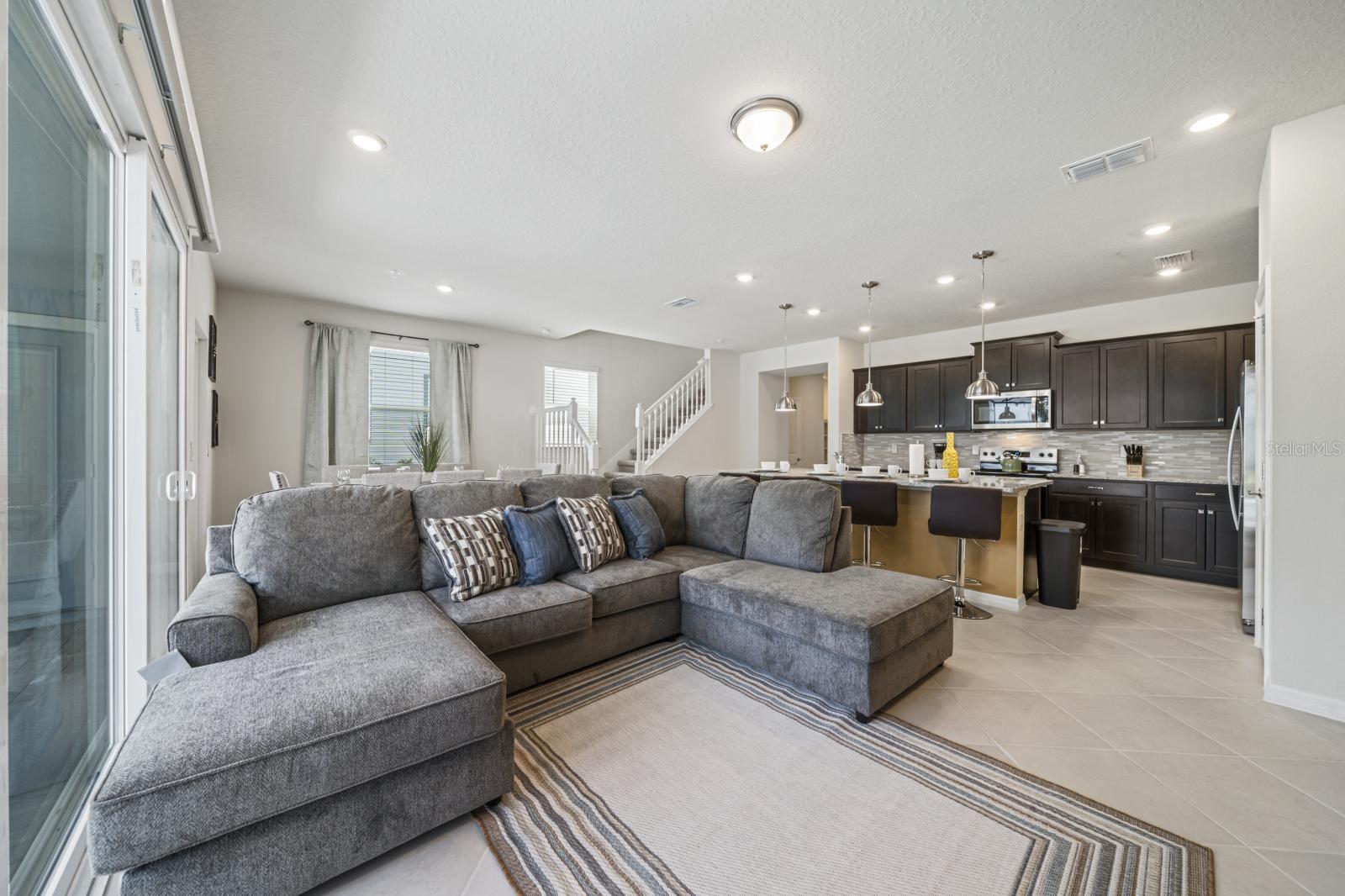 Image 10 of 26 For 1274 Shoreside Street