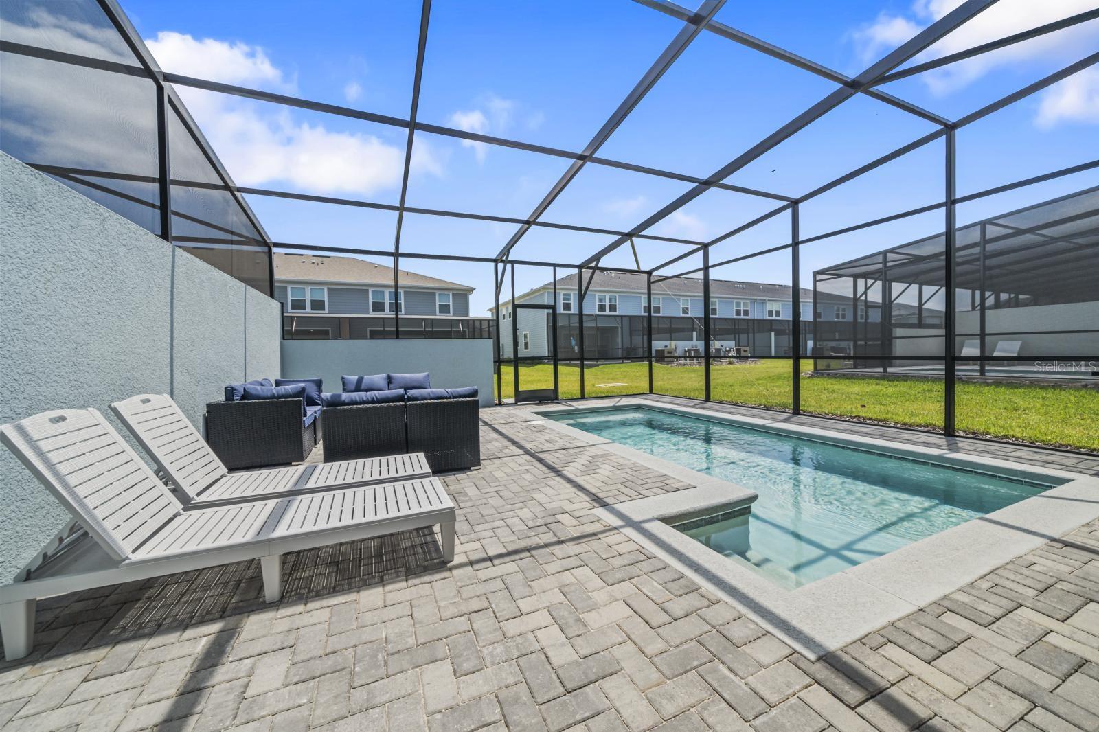 Image 14 of 26 For 1274 Shoreside Street