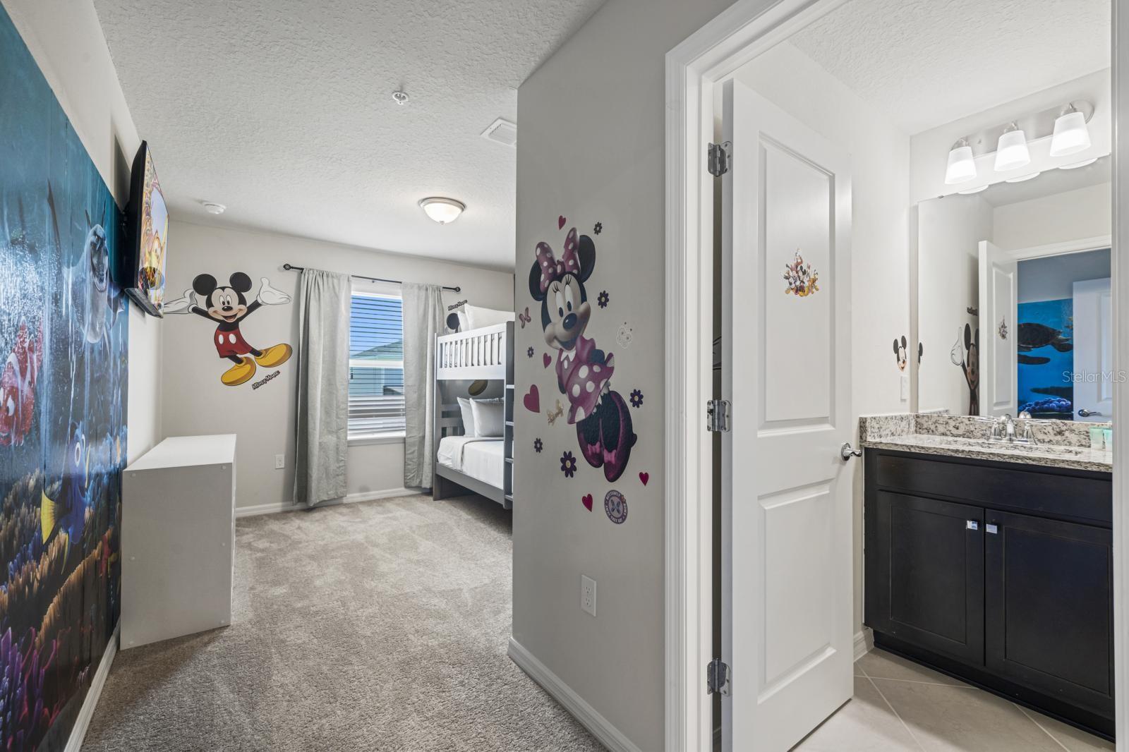 Image 17 of 26 For 1274 Shoreside Street