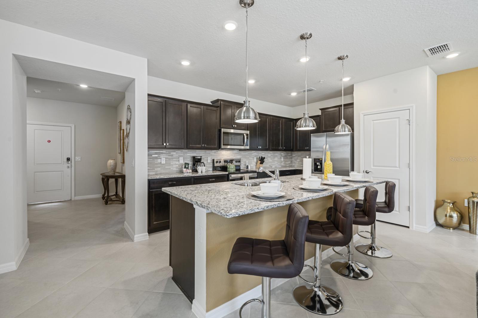 Image 5 of 26 For 1274 Shoreside Street